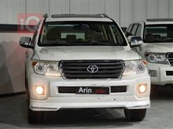 تۆیۆتا لاند کروزەر